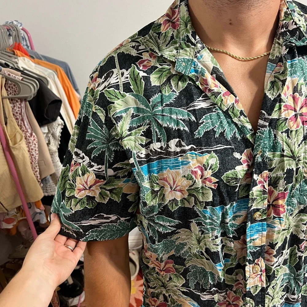 MENS aloha button up - Picture 12 of 16